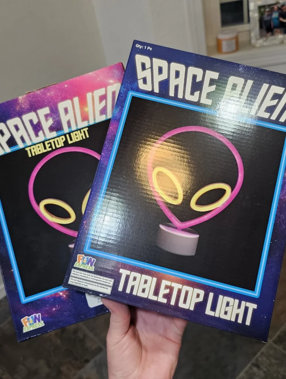 TABLETOP LIGHTS!! Alien OR Ice cream! -  CHOOSE 1 (I have 2 of each)